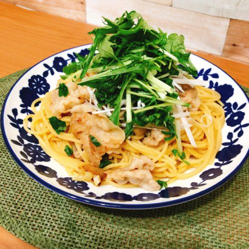 五右衛門の【豚しゃぶとたっぷり野菜の胡麻ダレ仕立て】風パスタレシピ!